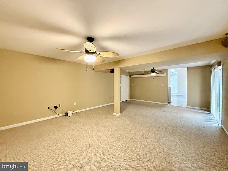 70 Dorothy Ln — Photo 7