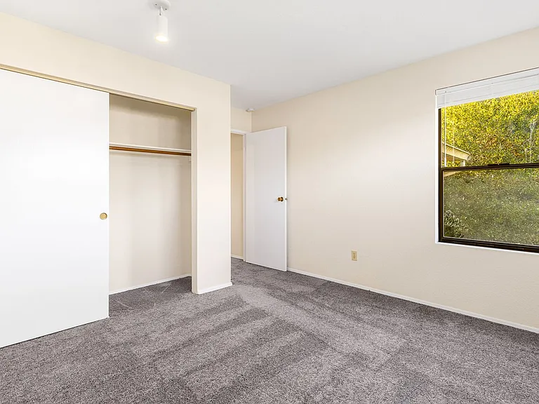 17633 NE 88th Pl — Photo 25