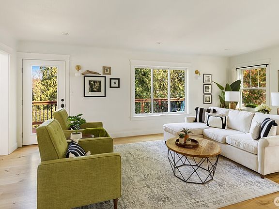 4th image of 1146 Shorewood Drive