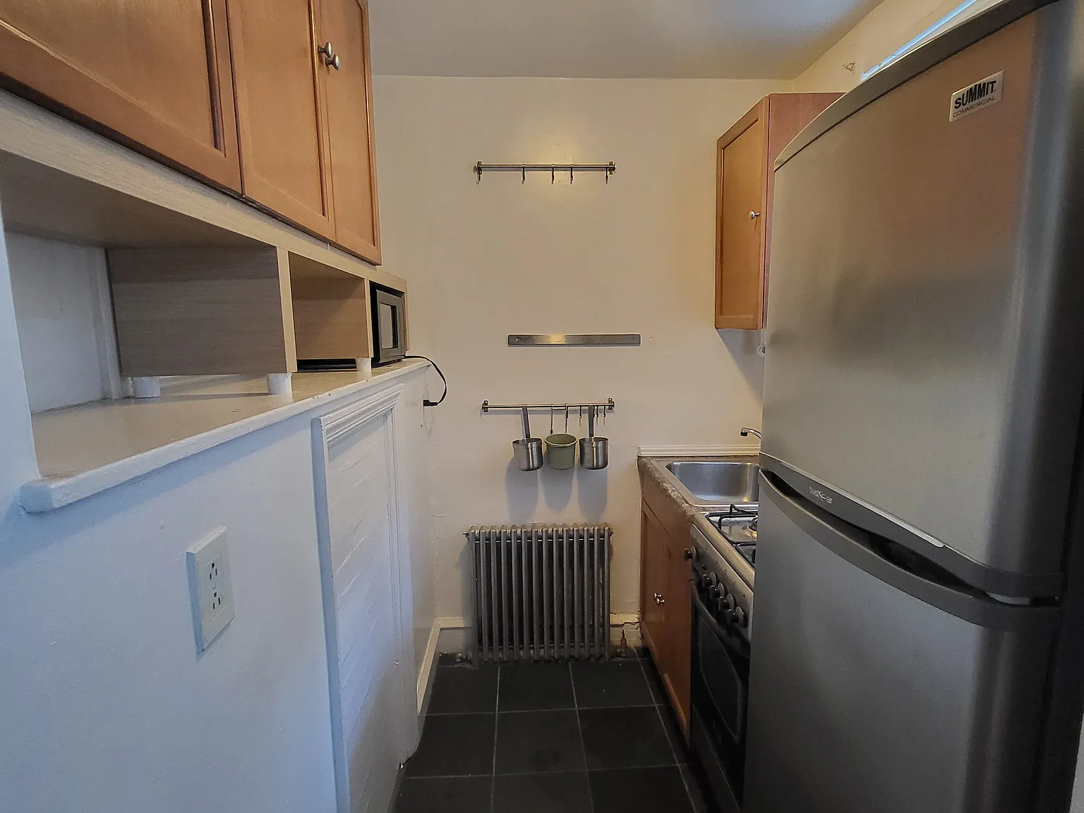 Studio, 350 sqft, $1,350 — Photo 4