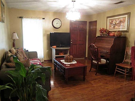 3rd image of 21375 Soell Dr