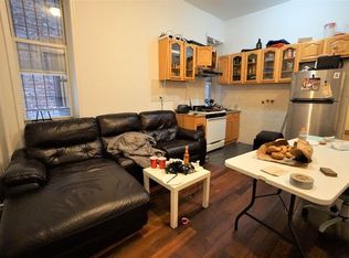 135 E 2nd St #1, New York, NY 10009