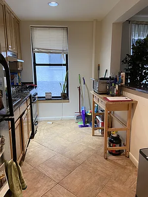 Rented by Anchor Associates | media 13