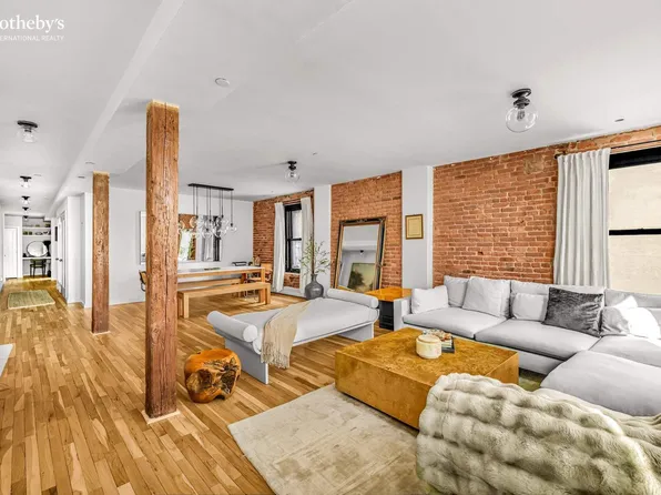 264 Water Street image 2 of 10