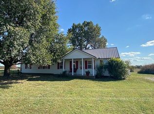 2010 Pickren Hall Rd, Viola, AR 72583