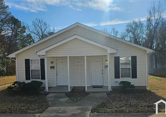 2 bed, 950 sqft, $1,500 — Photo 1