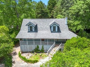 83 Crestlawn Dr, Toccoa, GA 30577