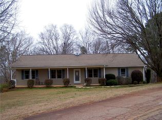 139 Bond Rd, Westminster, SC 29693