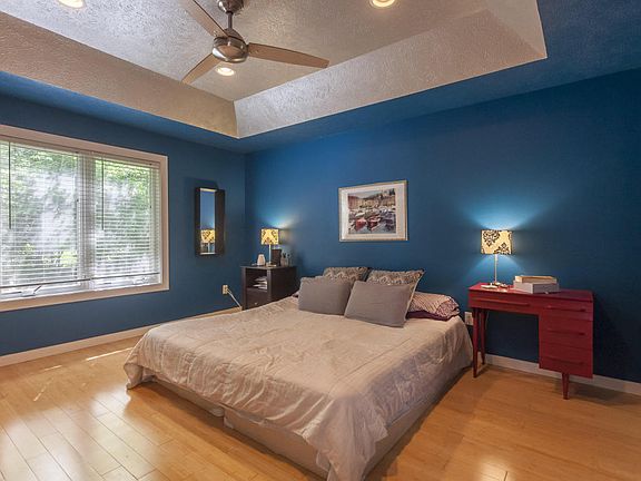 5th image of 4040 Timberland Dr SE