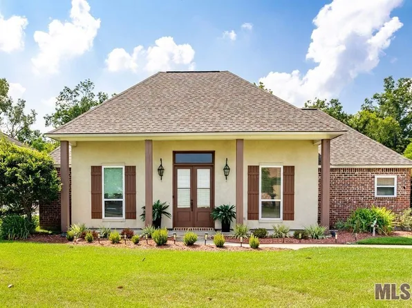 4101 Roseland Dr, Port Allen, LA 70767