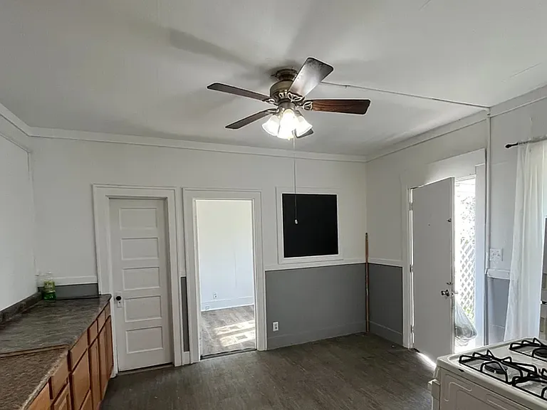 1701 Elston St #1 — Photo 8