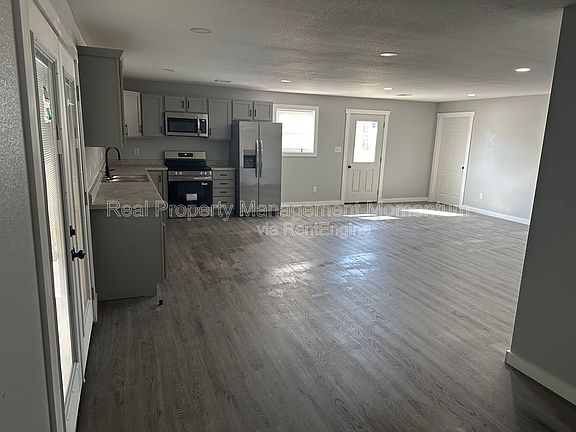 2nd image of 12588 Kentucky Rd