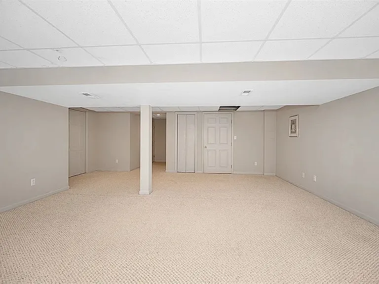 12 Birchwood Ln #12 — Photo 31