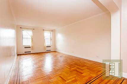 2nd image of 125-135 Hawthorne St APT 4B