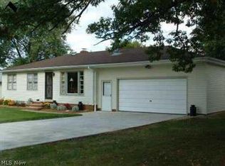 13647 Harper Rd, Strongsville, OH 44149