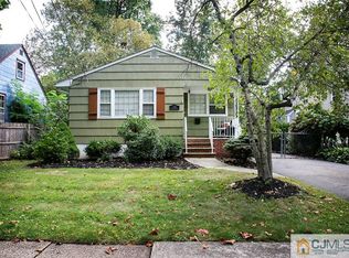 18 James Pl, Metuchen, NJ