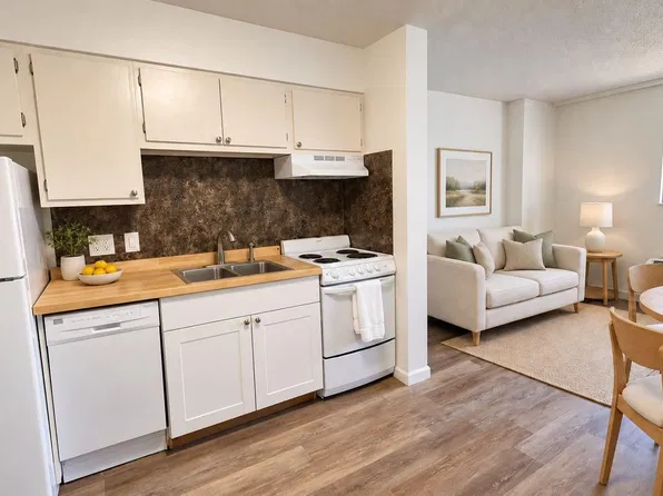 364 W Lane Ave APT 408, Columbus, OH 43201