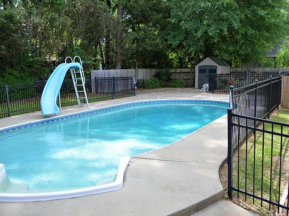 Pool with Security Fence 