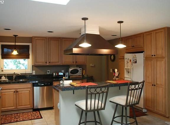4th image of 4400 SE Cottonwood Ct