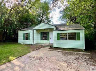 733 Macarthur Ave, Wake Village, TX 75501