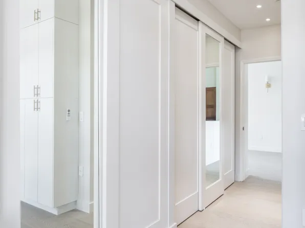 20 2nd Street image 7 of 39