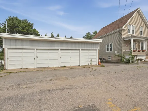 104 Stephen St, Dartmouth, MA 02748