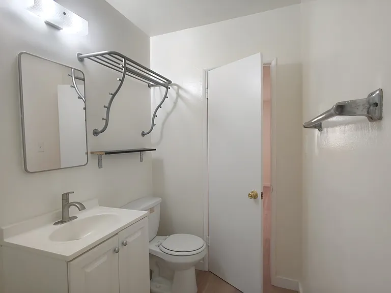 1629 S 5th St #B — Photo 12