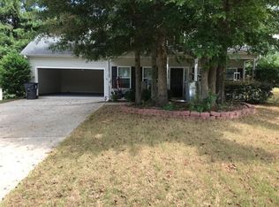 852 Betsy Ross Trl, Hampton, GA 30228