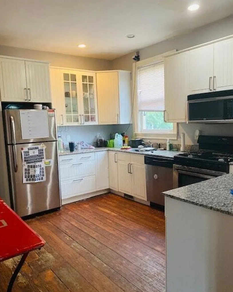 731 Parker St — Photo 3