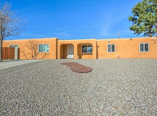 1501 Gschwind Pl SW, Albuquerque, NM 87121