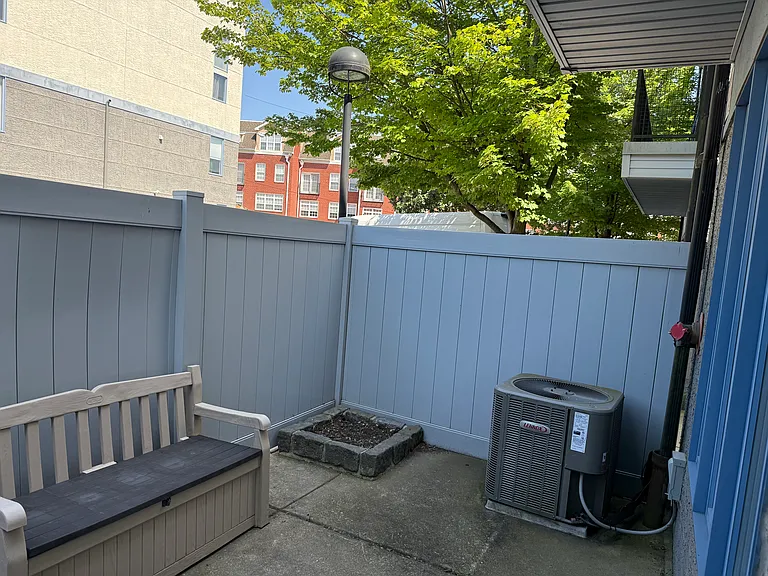 182 Gay St #202 — Photo 14