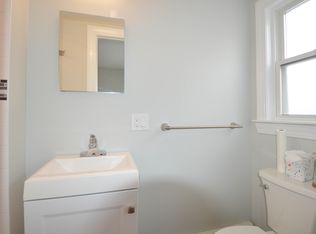142 Salisbury Rd #1A, Brookline, MA 02445