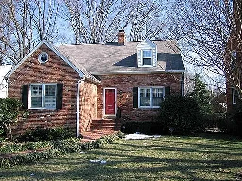 1303 Dogwood Dr Photo 1