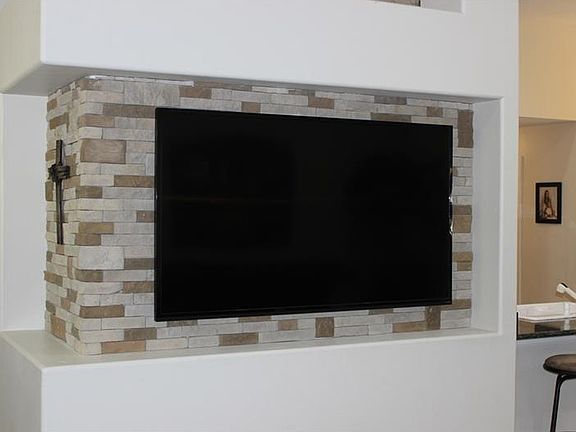 4th image of 29 Creek Bluff Way