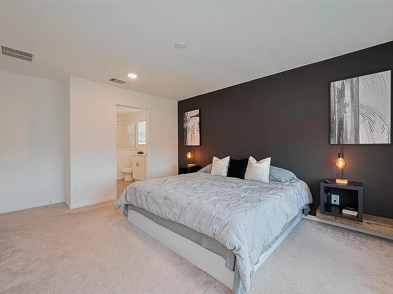 17711 Vernonia Ln — Photo 25