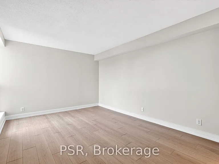 298 Jarvis St #506 — Photo 23