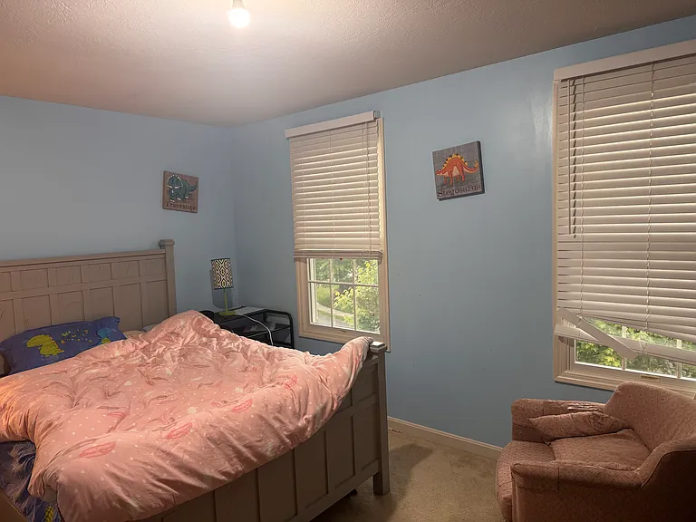 613 Quincy Ln — Photo 8
