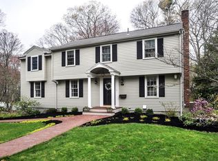3 Flintlock Cir, Hingham, MA 02043