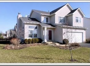 1529 Westbury Cir, North Aurora, IL 60542