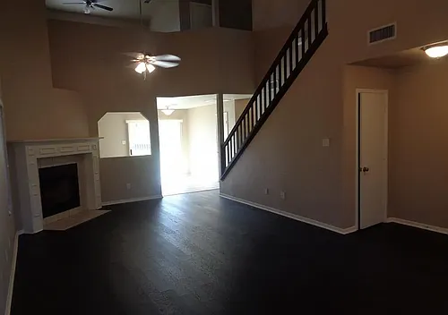 4303 Rainlily St Photo 1