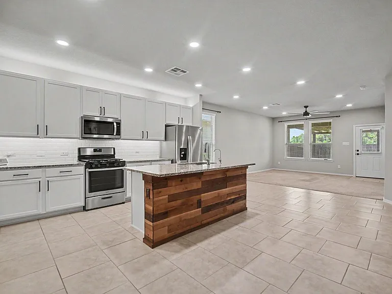25628 Northpark Spruce Dr — Photo 4