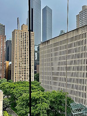 1st image of 161 W 61st St APT 10F