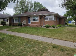 202 Washington Ave, Sheldon, IA 51201