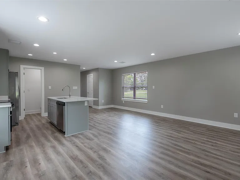 140 N Shady Oaks Dr — Photo 12