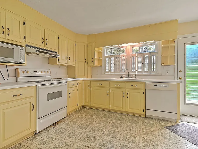 1212 Tusculum Blvd — Photo 3