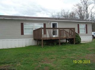 101 Feathers Hill Rd, Worthington, WV 26591