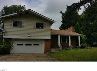 1569 Linda Kay Dr, Akron, OH 44312