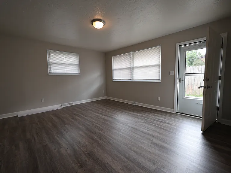 1504 Coventry Rd #2 — Photo 9