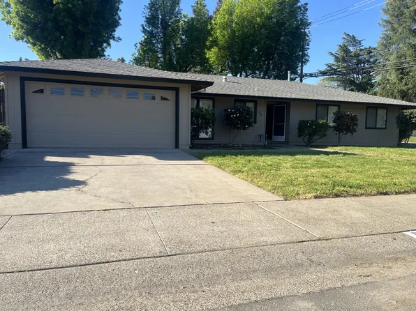 800 Andrew Dr, Yuba City, CA 95991
