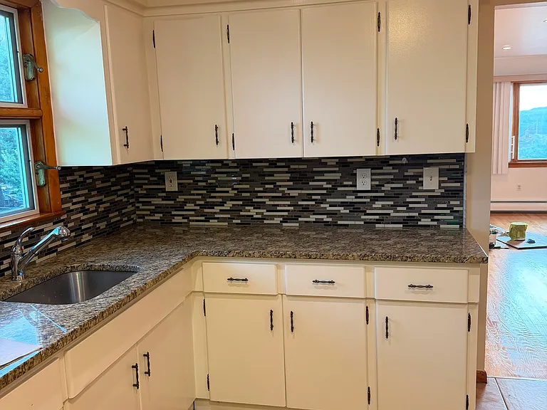 12 Main St #2 — Photo 15